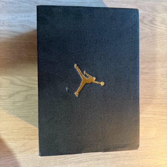 Air Jordan 1 Low SE - Mens 8 - Picture 9 of 9